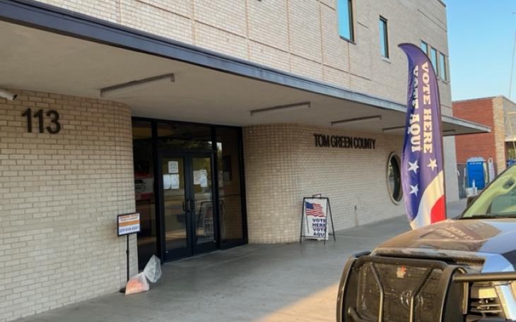 Keyes County Building Vote 2022 (LIVE! Photo/Yantis Green)