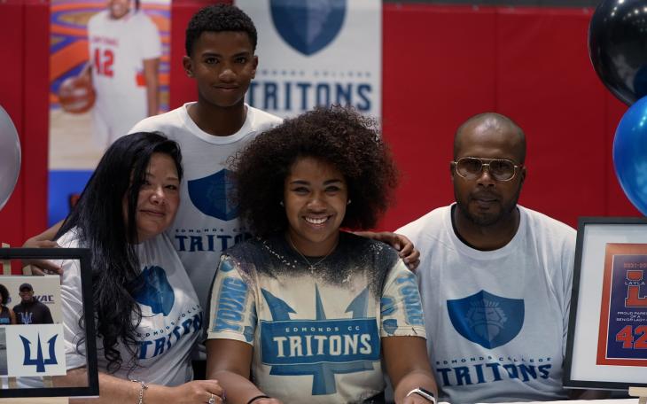 Layla Young signs to play college basketball