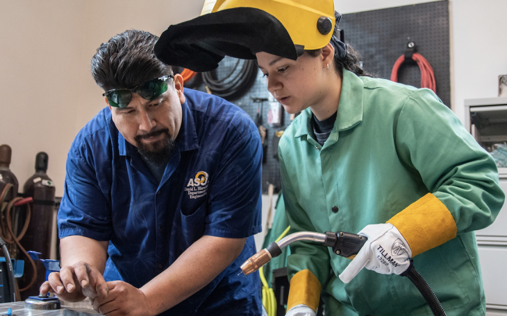 Mechanical Engineering Program Earns ABET Accreditation