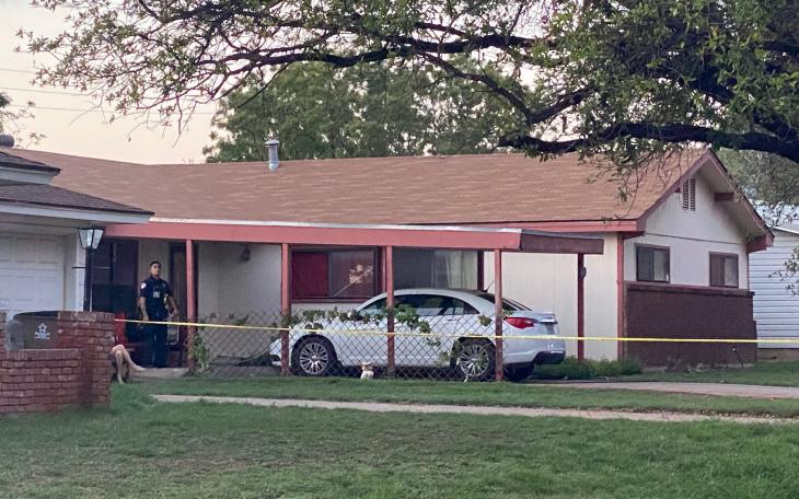 Person Shot in Residence on Oxford St. (LIVE! Photo/James Bouligny)