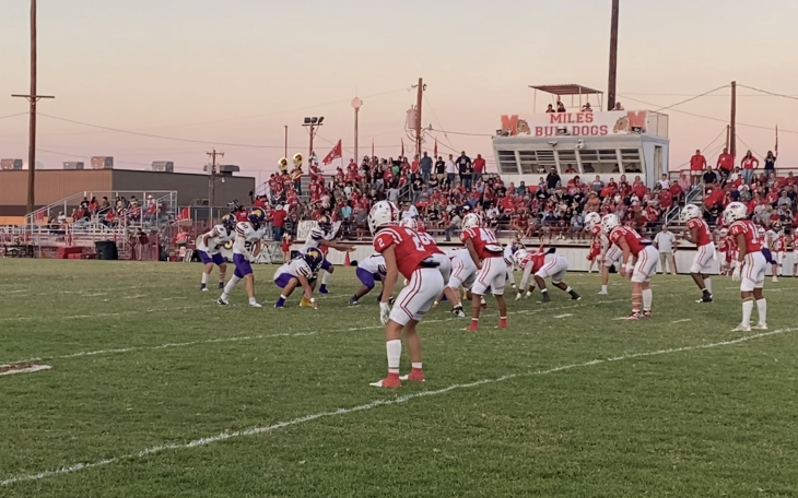Ozona QB Fowler Throws a Touchdown to Max Everett