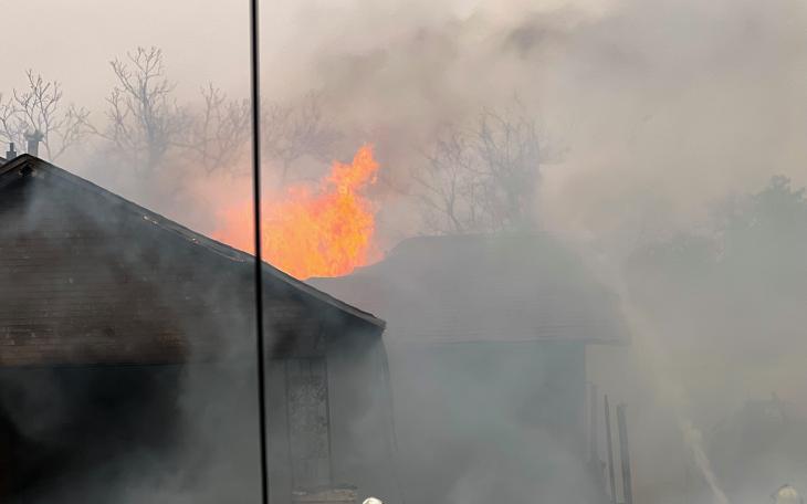 House Fire 3.2.23 N. Chadbourne 37th St. (LIVE! Photo/Yantis Green)