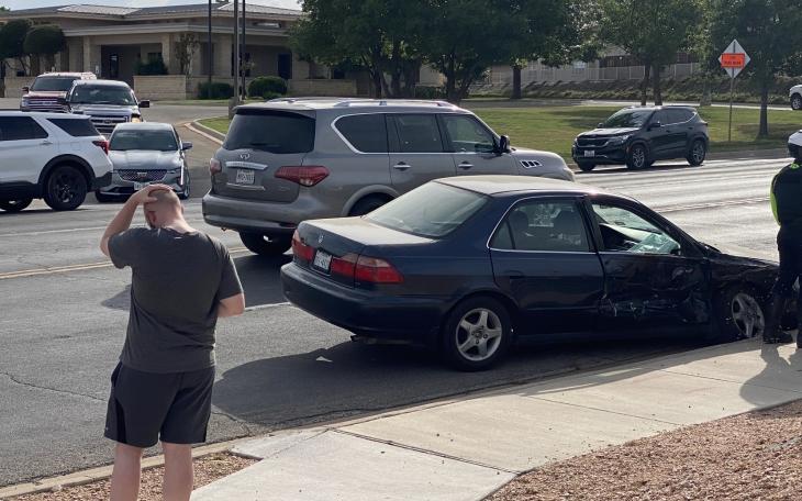 Honda Crash Bentwood Walmart (LIVE! Photo/James Bouligny)