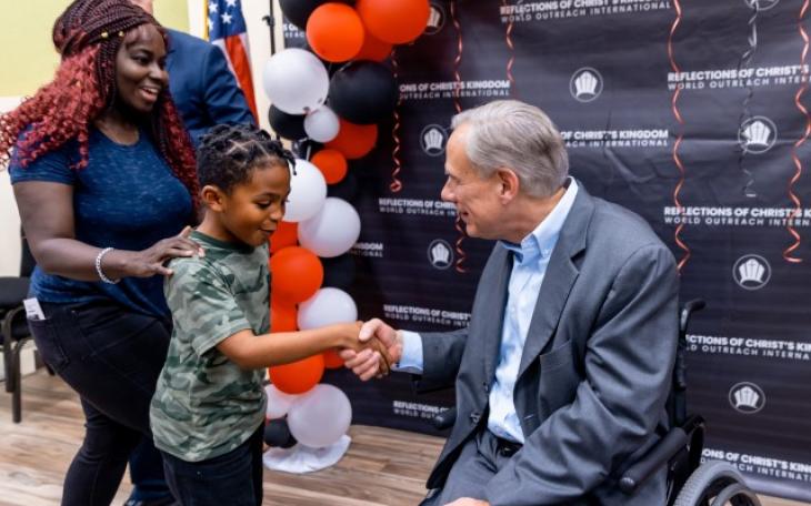 Gov. Abbott Promotes Ed Freedom in Houston (Courtesy/gov.texas.gov)
