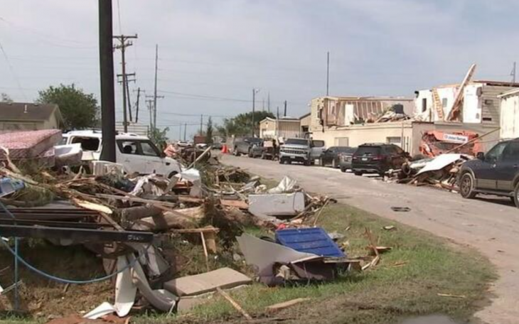 Cameron County Tornado Damage (Courtesy/Newsbreak)