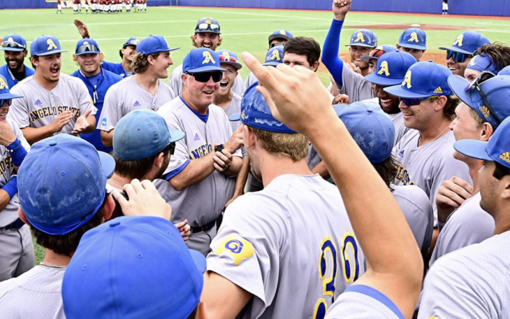 Head Coach Kevin Brooks (Middle) Celebrates with his Team