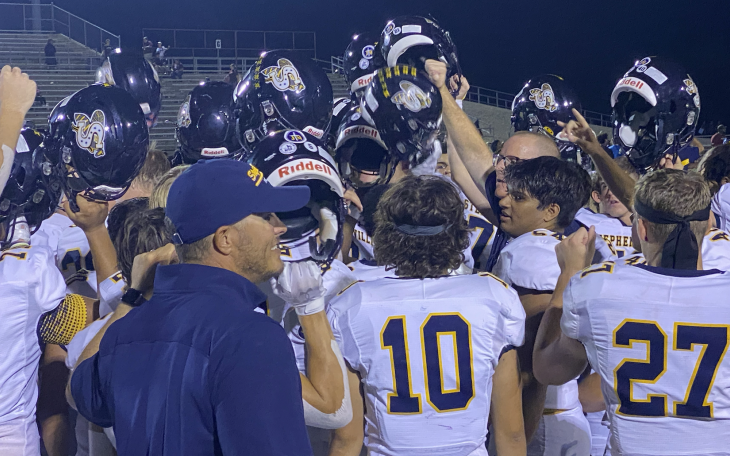 The Stephenville Yellowjackets beat the Brownwood Lions in the Battle of 377.
