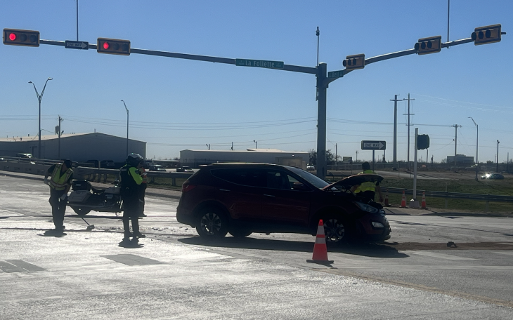 Crash at La Follette Street and North Bell