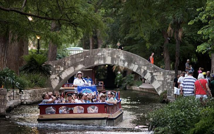 San Antonio Riverwalk Boat Ride