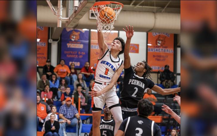 Central Bobcats Talmadge Taylor with an emphatic slam against Odessa Permian
