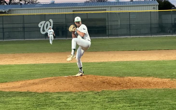 Wall's Matthew Steen on the mound for the Hawks