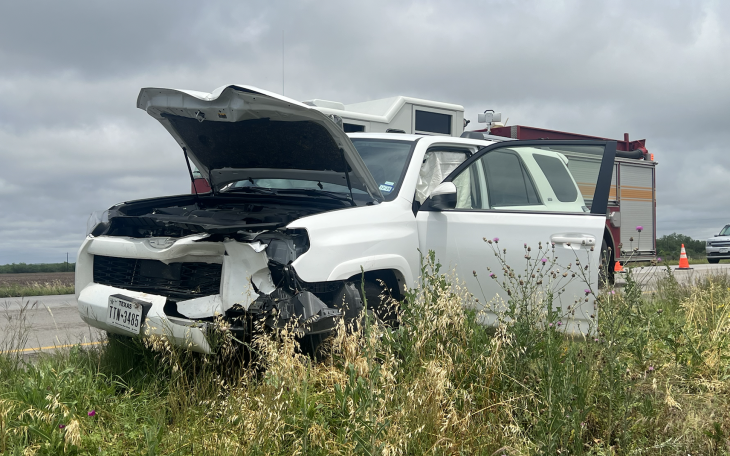 Crash on US 87 Between a 4-Runner and a Deer