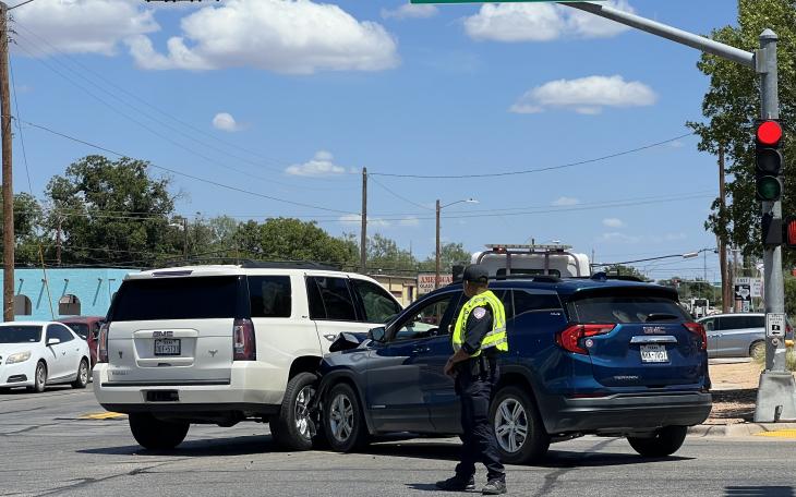 Both Drivers Claim Green Light in South Chadbourne Crash