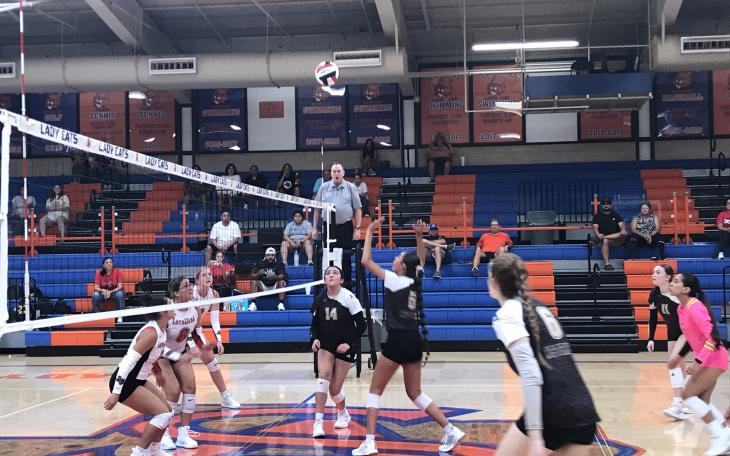 Lubbock High rallied for a 20-25, 26-24, 25-22 win over Levelland in their opening match Friday at the Nita Vannoy Memorial Volleyball Tournament in San Angelo.