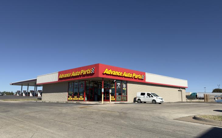 Advance Auto Parts to Close More Than 500 Stores Amid Falling Profits