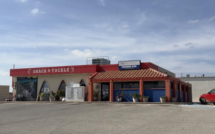 A $100,000 winning lottery ticket, part of the Texas Lottery’s $5,000,000 Ultimate game, was sold at Snack and Tackle, located at 5102 Knickerbocker Rd., according to the store’s management.