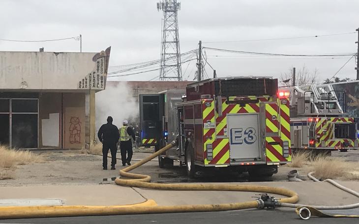 A fire in an abandoned building downtown Tuesday morning caused Twohig Avenue to be shut down to traffic between Chadbourne and Irving streets.