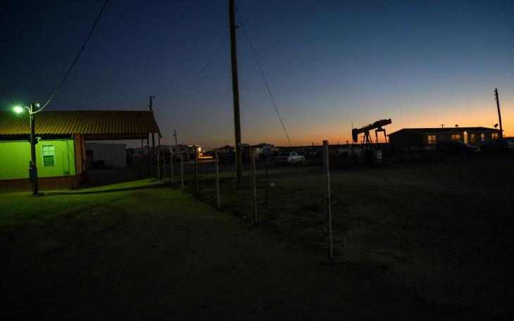 Oil and gas industry leaders said this week that prolonged tariffs and uncertainty in the economy could hurt production. Credit: Eli Hartman/The Texas Tribune