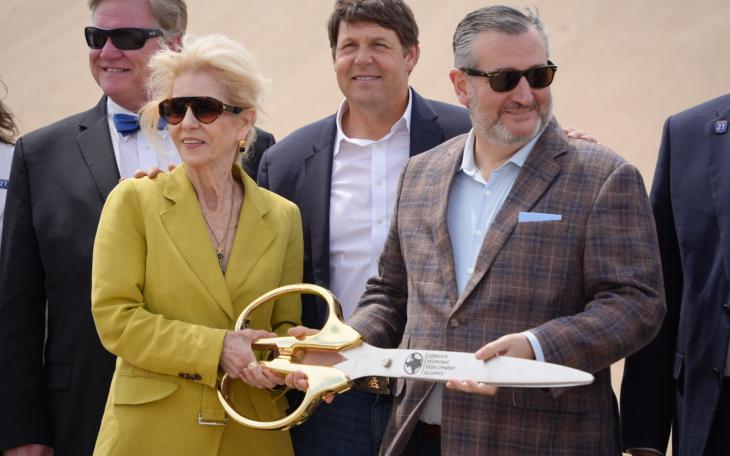 San Angelo Mayor Brenda Gunter and Senator Ted Cruz were in attendance for an I-27 signage ceremony Monday that marked the first physical step in the interstate’s southward expansion toward San Angelo.