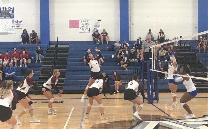 The Bronte and Lake View volleyball teams play Friday, Aug. 22, 2025, at the Nita Vannoy Memorial Tournament at Lake View's Ben Norton Gym.