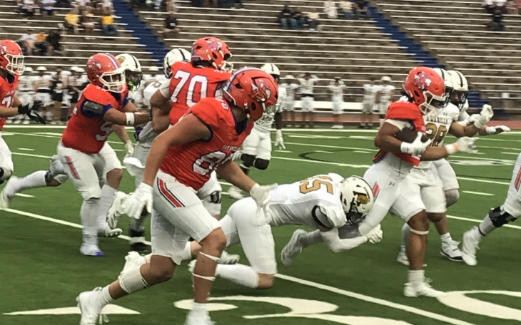 Central Bobcats running back Darius Huitt runs for yardage against Amarillo High on Friday, Sept. 5, 2025.