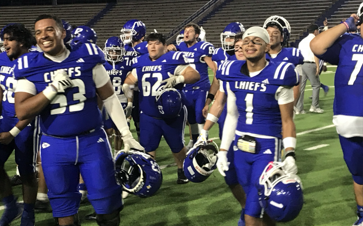The Lake View Chiefs celebrate their 50-49 win over Lubbock High on Friday, Sept. 19, 2025, at San Angelo Stadium.