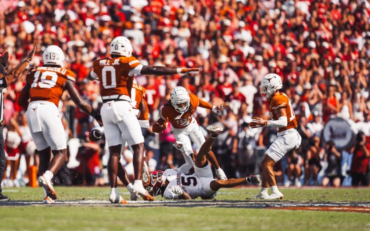 The Texas Longhorns' defense shined Saturday in their 23-6 win over the No. 6-ranked Oklahoma Sooners at the Cotton Bowl in Dallas.