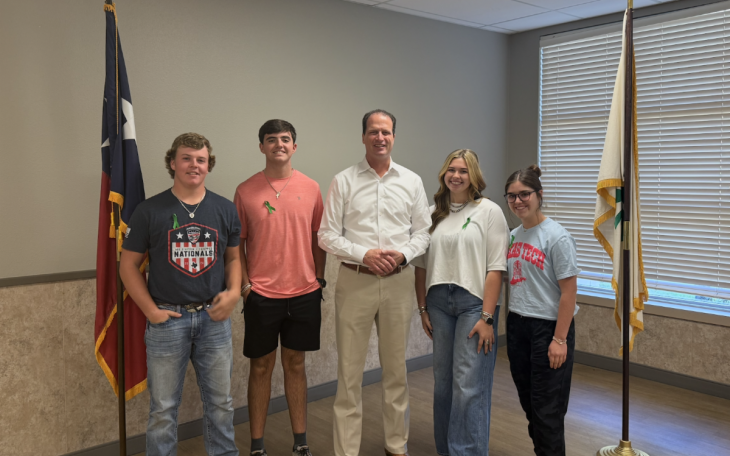 Congressman Pfluger recognized the Glasscock County 4-H Livestock Judging Team for finishing in 9th place at nationals. Team members included Levi Easterling, Brylon Frerich, Miles Halfmann, and Tatum Braden. Erica Batla and Carylon Frerich accepted the Congressional Certificate from the Congressman on behalf of the team.