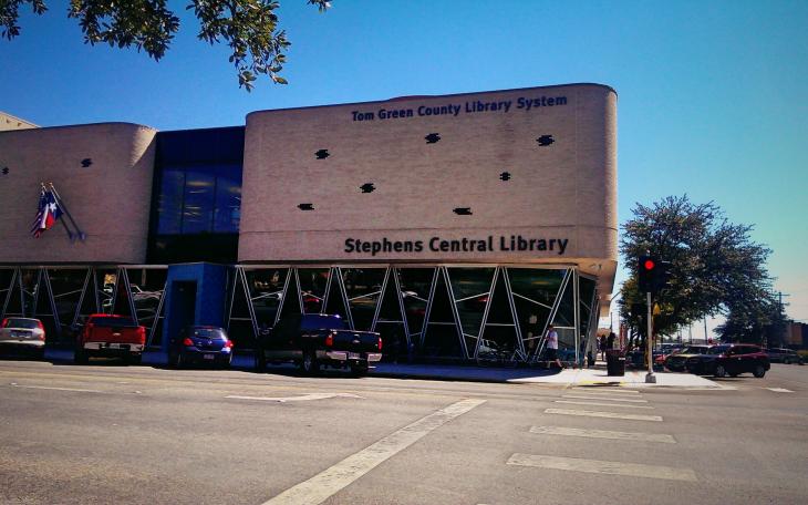 The Stephen's Central Library is hosting a number of events this month as part of the national "Big Read" program. (LIVE! Photo by Chelsea Schmid)