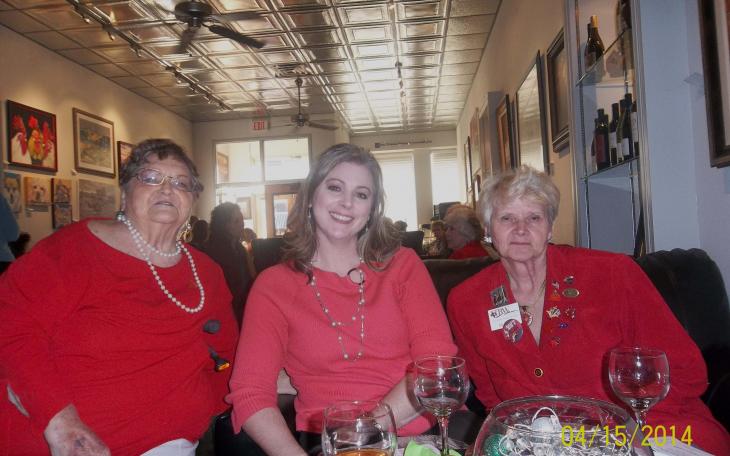 Mary Blakeley, Laura Whisenhunt, and Liz McGill attend the Unhappy Hour at Peppercorn Grill. (Contributed Photo/TBWSA)