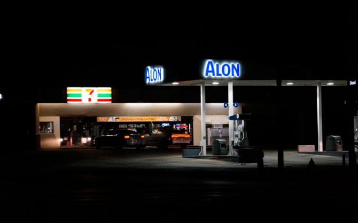 LIVE! Photo by John Basquez