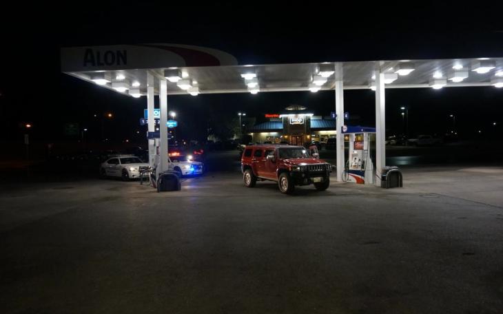 San Angelo Police apprehend suspect who reportedly stole a 2008 Hummer H3 earlier today. (LIVE! Photo/John Basquez)