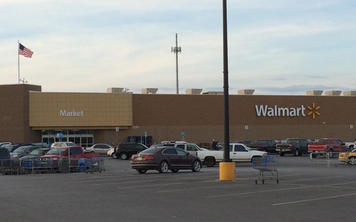 Walmart on Sherwood Way was closed for on Friday morning for a bomb threat. (LIVE! Photo/John Basquez)