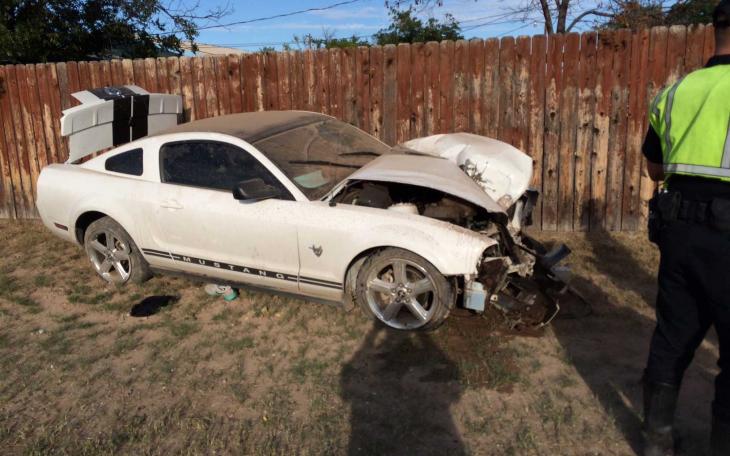 Teenagers crash a Ford Mustang on South Bryant on Sept. 25, 2014. (LIVE! Photo/John Basquez)
