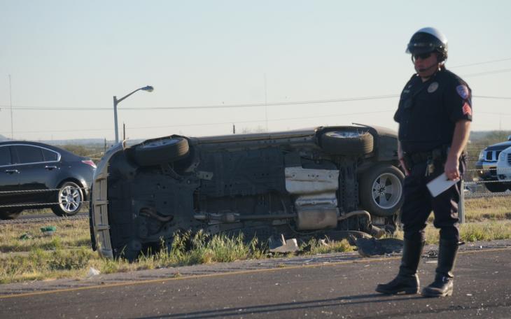 Multiple vehicle pile-up on the Houston-Harte Expressway at Howard St. Friday morning, Apr. 4, 2014. (LIVE! Photo/John Basquez)