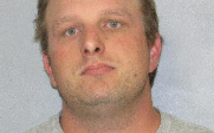 Jason Kelly is wanted for stalking.