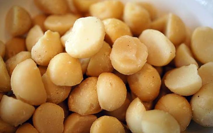 Macadamia nuts from a Texas company have been recalled. (Image/foodpoisonjournal.com)