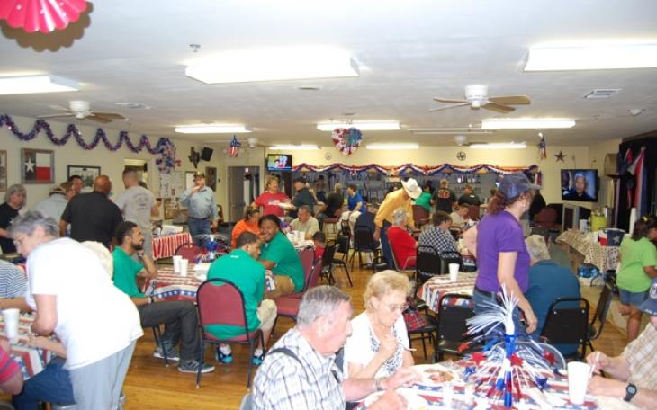 The Elks Lodge at the corner of Avenue Q and Chadbourne Street was packed with veterans and their families for free BBQ lunch. (LIVE! Photo/Joe Hyde)