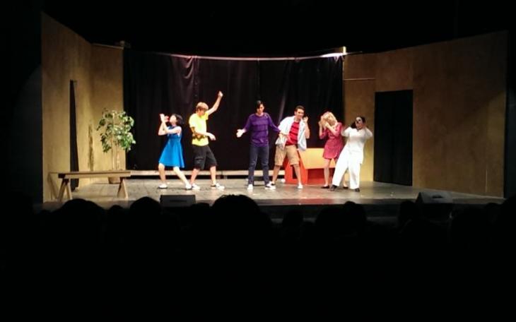 The Peanuts cast dances on stage in San Angelo. (LIVE! Photo/Chelsea Reinhard)