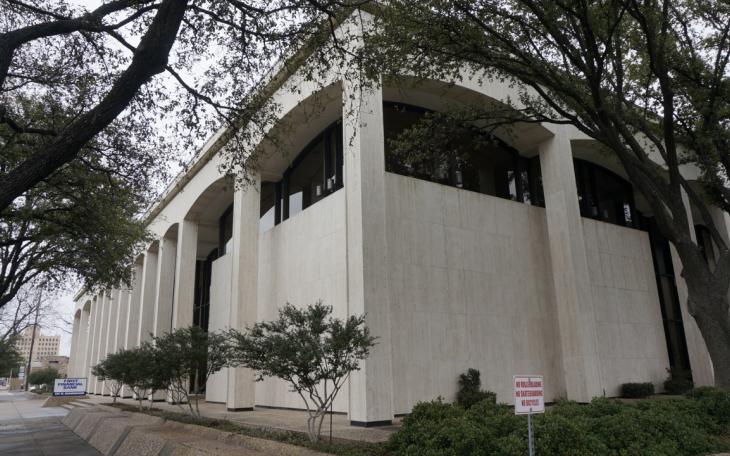The current home of First Financial Bank, formerly San Angelo National Bank, at 301 W. Beauregard Ave. (LIVE! Photo/Joe Hyde)