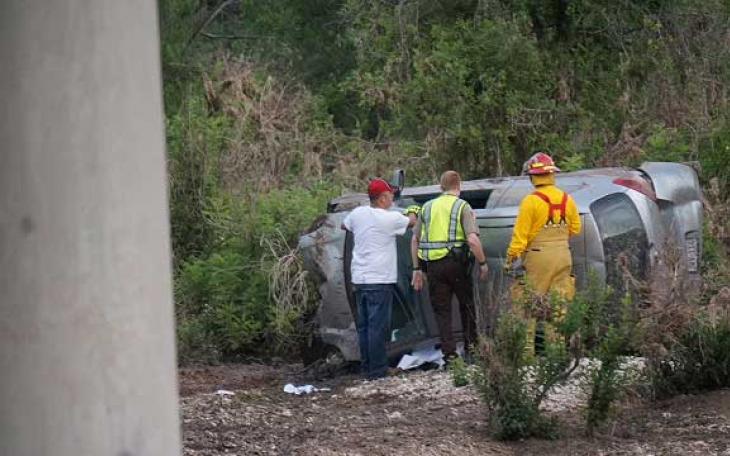 Rollover near Pecan Creek bridge and US 277 South, June 18 2014 (LIVE! Photo/John Basquez)