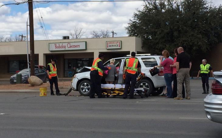 Ford Escape vs Kia Sorento on March 12, 2015. (LIVE! Photo/John Basquez)