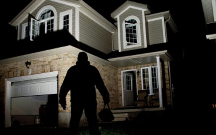 A local family came back from Thanksgiving to find their house a wreck and all their stuff missing. (Photo courtesy of thinkathletics.blogspot.com)