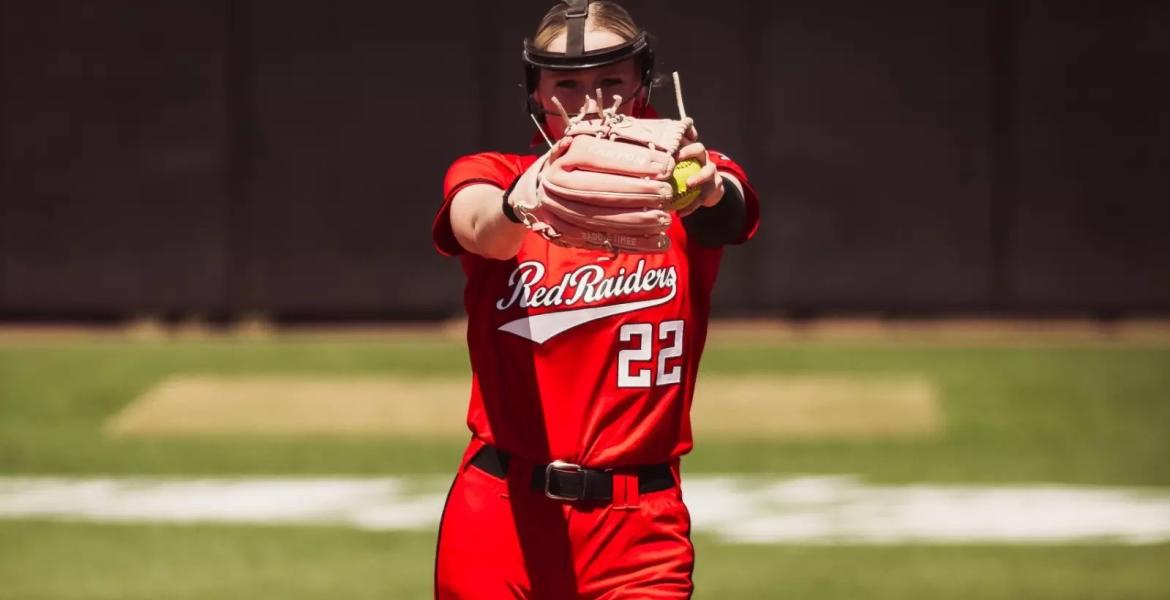The University of Texas softball team has added left-handed pitcher Samantha Lincoln from Texas Tech through the transfer portal, strengthening its pitching staff as the back-to-back defending national champions prepare for the 2027 season.